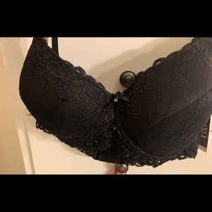 Black xoxo lace push-up bra 38DD